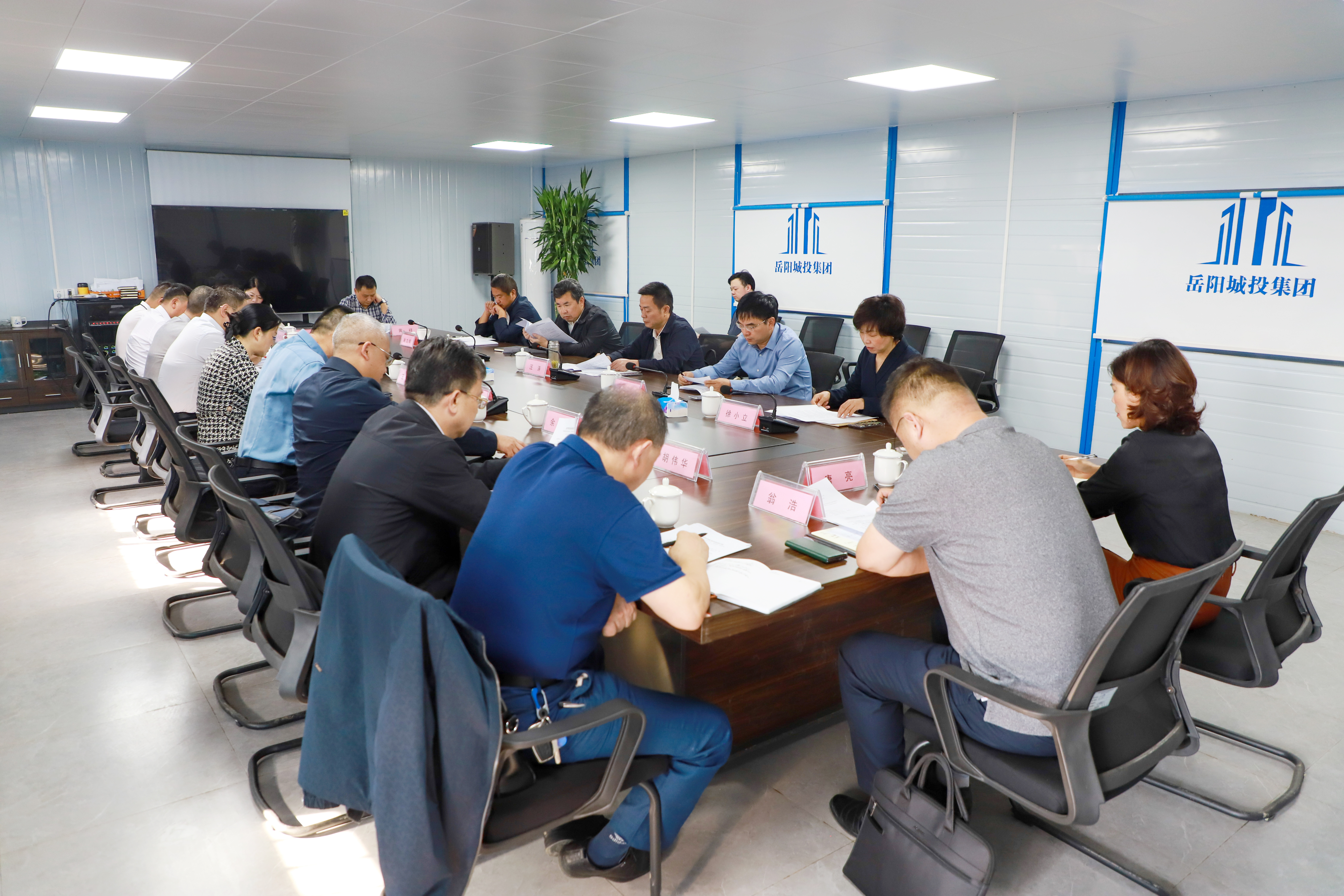 f20f656b9cc2820b05c68e9e9b2df12.jpg f20f656b9cc2820b05c68e9e9b2df12.jpg